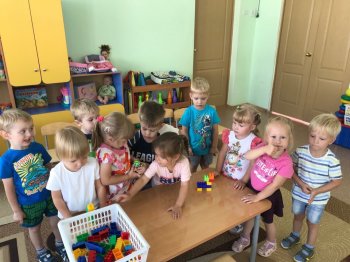 Конструирование  в младшей группе